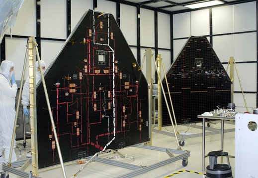 242536mainSolarArrays760x509nasa