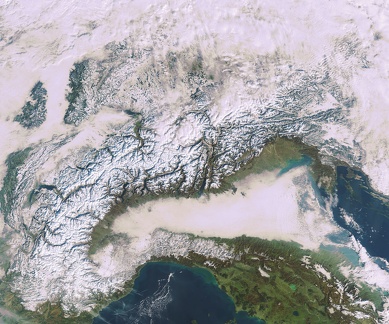 Nebel über der Po-Ebene in Italien am 19. Januar 2010 - Envisat, MERIS