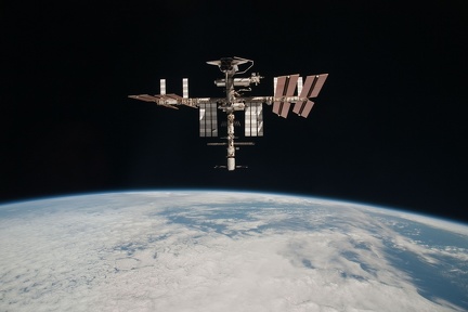 iss027e036647