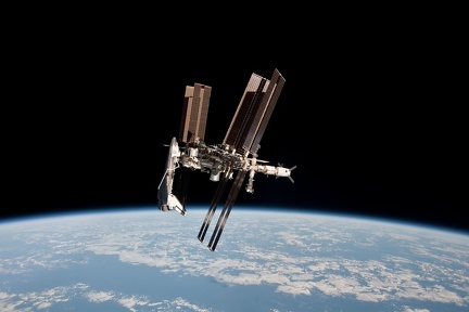 iss027e036710