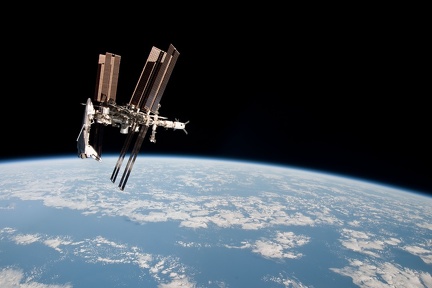 iss027e036712