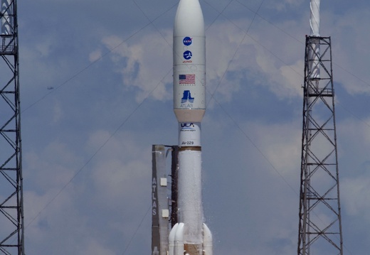 Atlas AV-029 mit Juno beim Start am 5. August 2011 