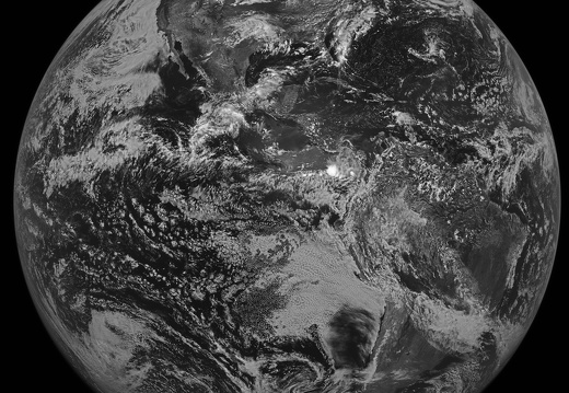 374013main GOES14 firstvis 2828nasanoaa