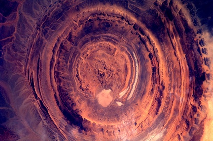 Oude Lava Krater in der Sahara