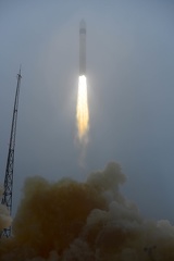 Swarmliftoff6ESASCorvaja2013