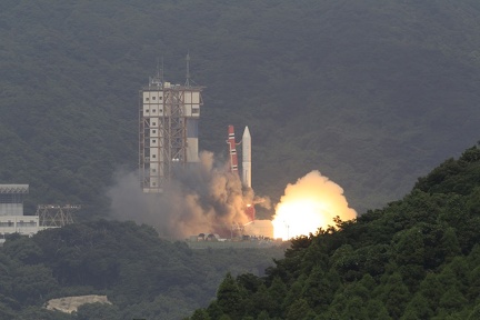 d73aad42423ab9aJAXA
