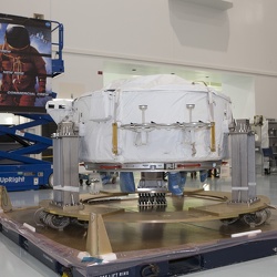 IDA2 (Internation­al Docking Adapter 2) 