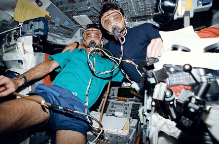 sts046 33 028nasa
