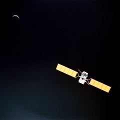 sts046 99 039nasa