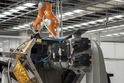 DEOS-Simulator im RMC-Hauptlabor