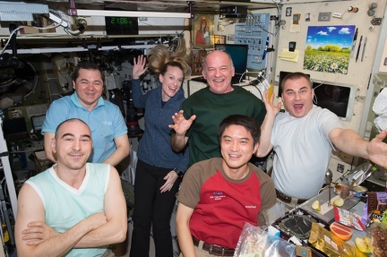 Mittagspause auf der ISS