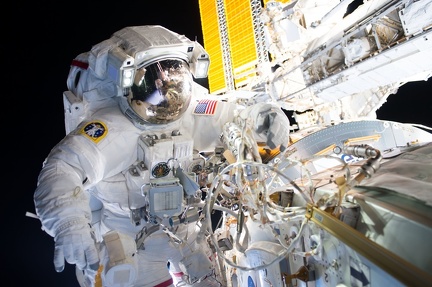 ISS EVA Expedition 48