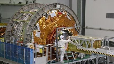 HTV-6 Beladung