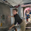 Öffnen der Luke zum HTV-6
