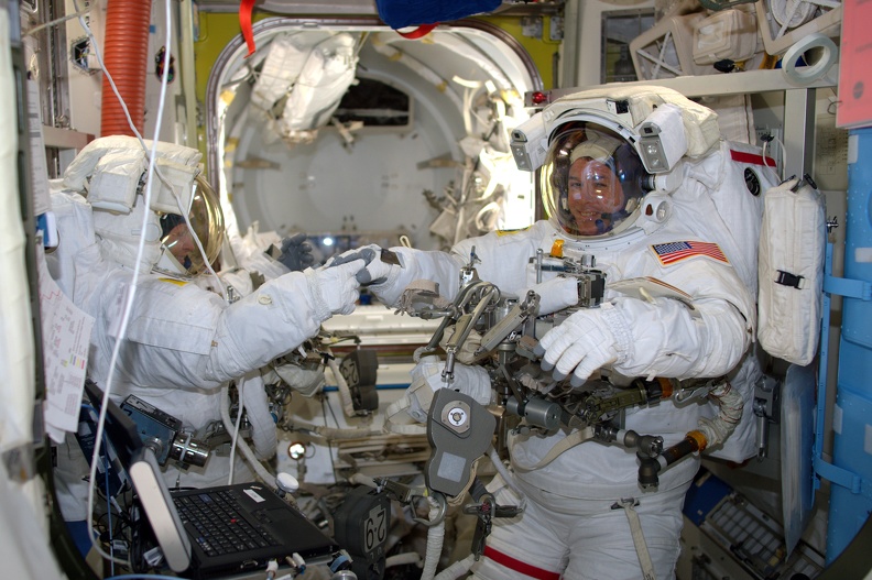 Whitson und Kimbrough im EMU.jpg