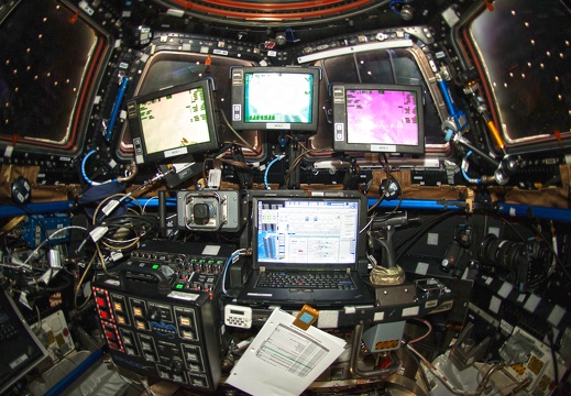 Workstation (Steuer) f&#252;r Canadarm-2