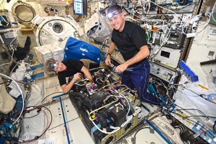 ISS - CO² Filter Reparatur 