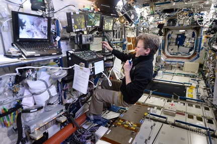 ISS - Steuer des Canadarm-2