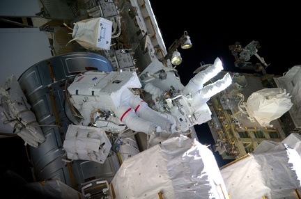 Expedition 50 - US EVA 41