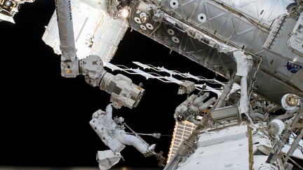 ISS - Außenbordeinsatz (EVA) - Acaba und Bresnik