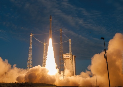 VV12 liftoff HR 2