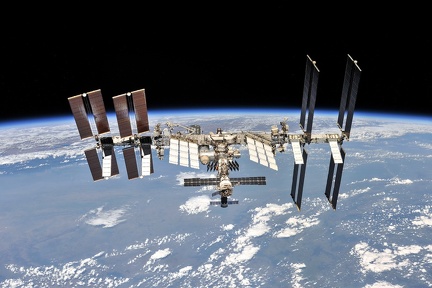 ISS - Fly Around