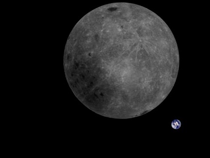 Mond und Erde von Longjiang-2 aufgenommen