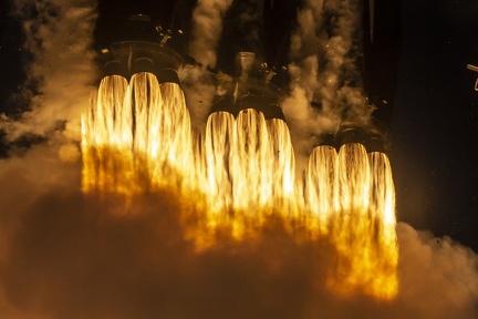 Falcon Heavy mit Arabsat 6A