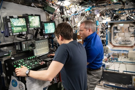 ISS - Berthing Training