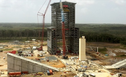 MobilegantryforAriane6underconstructionbCNES2019