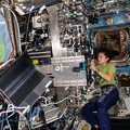 ISS - Jessica Meir am Combustion Integrated Rack