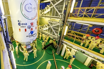 Cheopsarrivesatpad9ESAMPedoussaut