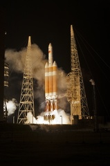 KSC20180812PHAWG060014NASATonyGrayTimPowers