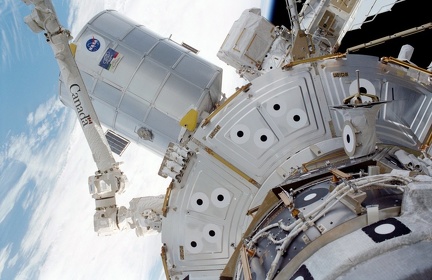sts114323001rapnasa