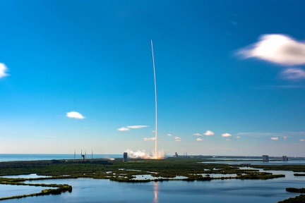 Falcon 9 mit Starlink 10 - Start