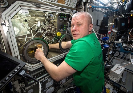 ISS - Microgravity Science Glovebox