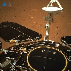 Erste Bilder vom Zhurong Rover