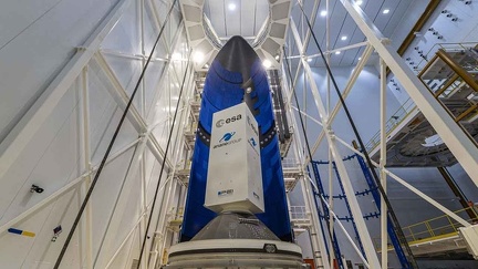 „Langversion“ der Ariane-6-Verkleidung mit 20 Meter Höhe auf dem Prüfstand