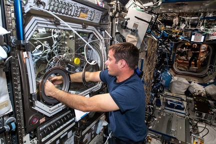 ISS - Microgravity Science Glovebox