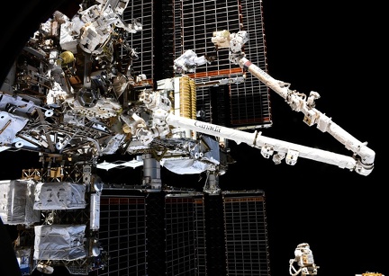 ISS - EVA iROSA Installation