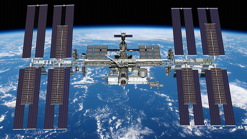 ISS iROSA deployed configuration.png