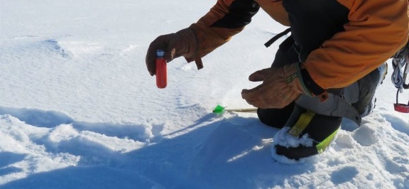 Seismische Node für eine Mission zu den Eismonden
