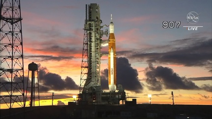 SLS Artemis I 01