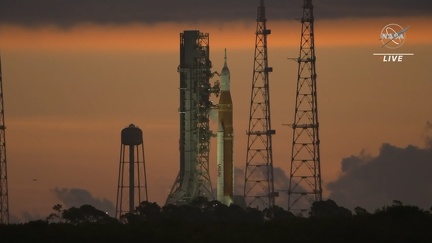 SLS Artemis I 02