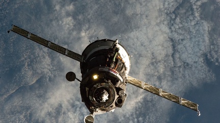 SoyuzMS12approachingb15mar2019nasa