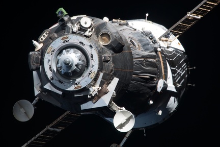 SoyuzTMA09MUndocks10nov2013nasa